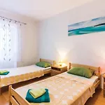 Apartamento 3 Bedroom Stunning In Pula