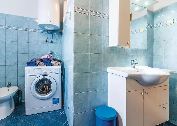 3 Bedroom Stunning In * Pula