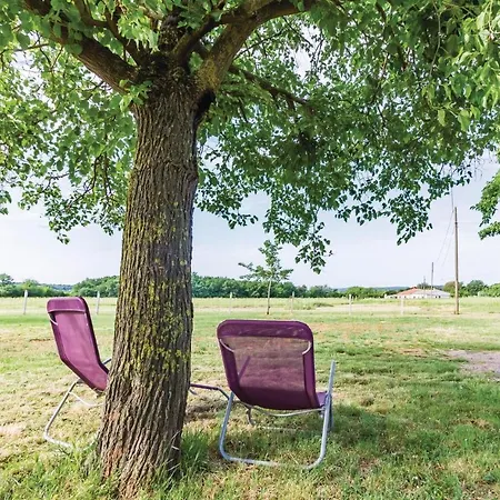 3 Bedroom Stunning In *