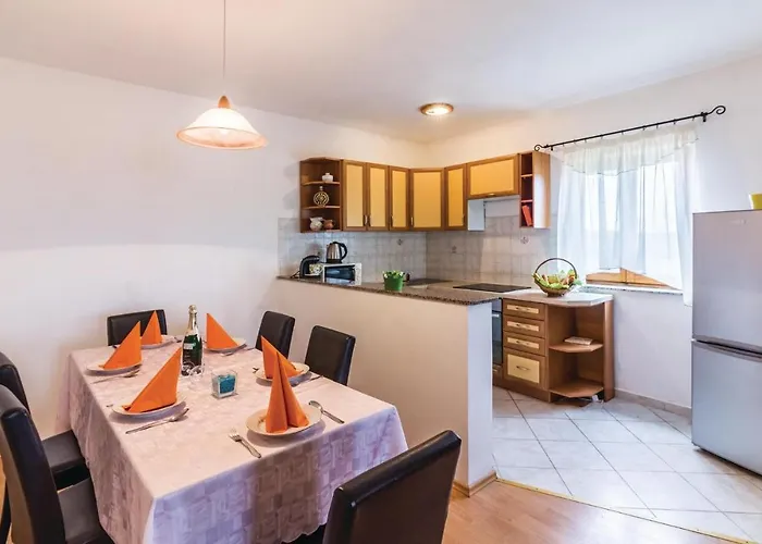 Apartman 3 Bedroom Stunning In