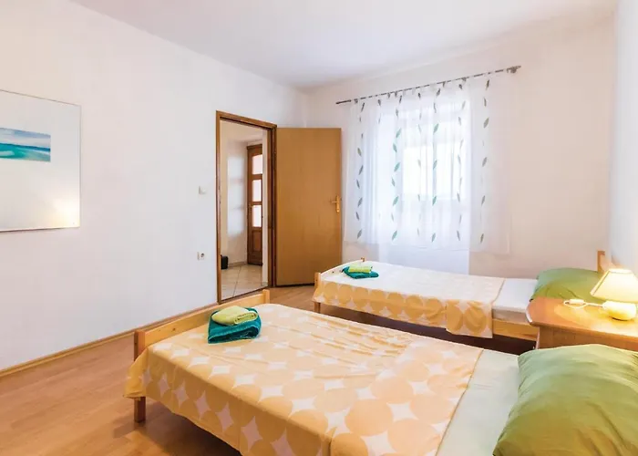 3 Bedroom Stunning In *