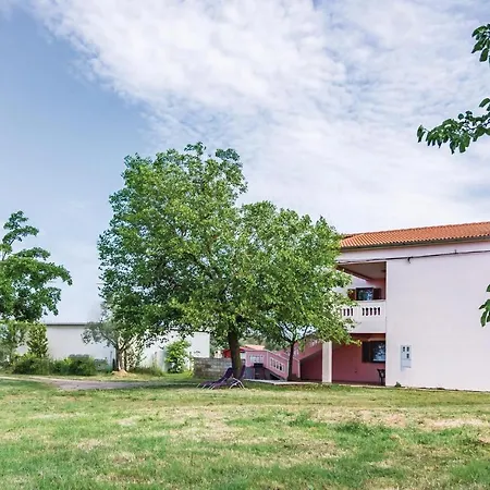 3 Bedroom Stunning In